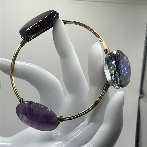 Elegant Purple Dyed Agate Bangle Bracelet - Picture 1 of 8